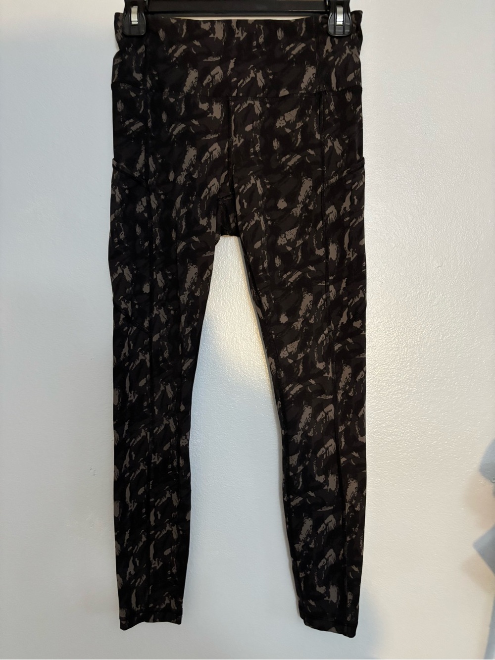 lululemon athletica Black Patterned Performance Leggings